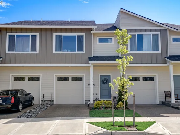 1282 S Quartz Dr, Cornelius, OR 97113