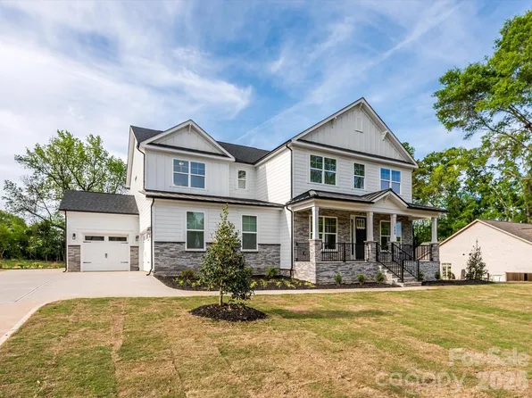 1646 Farrow Dr, Rock Hill, SC 29732