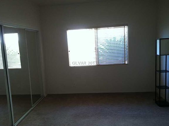 4th image of 1002 Park Bridge Ave