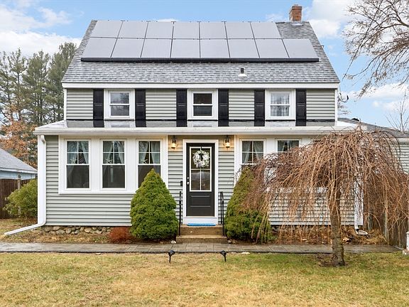 3rd image of 820 Shawsheen St