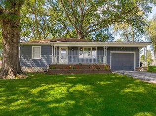 826 S 52nd St, Kansas City, KS 66106