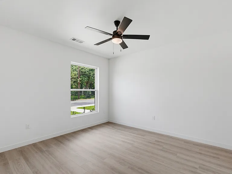 512 S Oconnor Rd — Photo 17