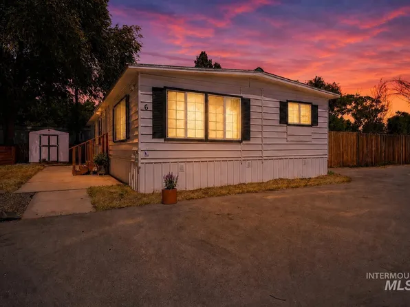 207 E 40th St Trailer 6, Garden City, ID 83714