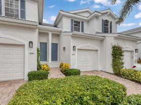 12866 Carrington Cir, Naples, FL