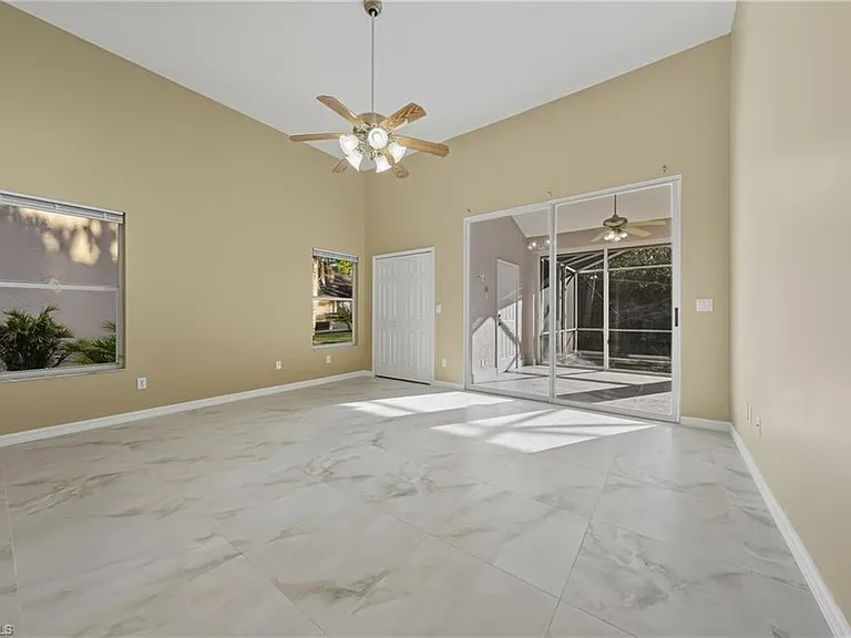 128 Heritage Way — Photo 30