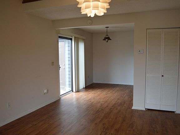5th image of 3640 Monte Vista Dr