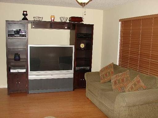 4th image of 3543 FOSTER MEADOWS DR