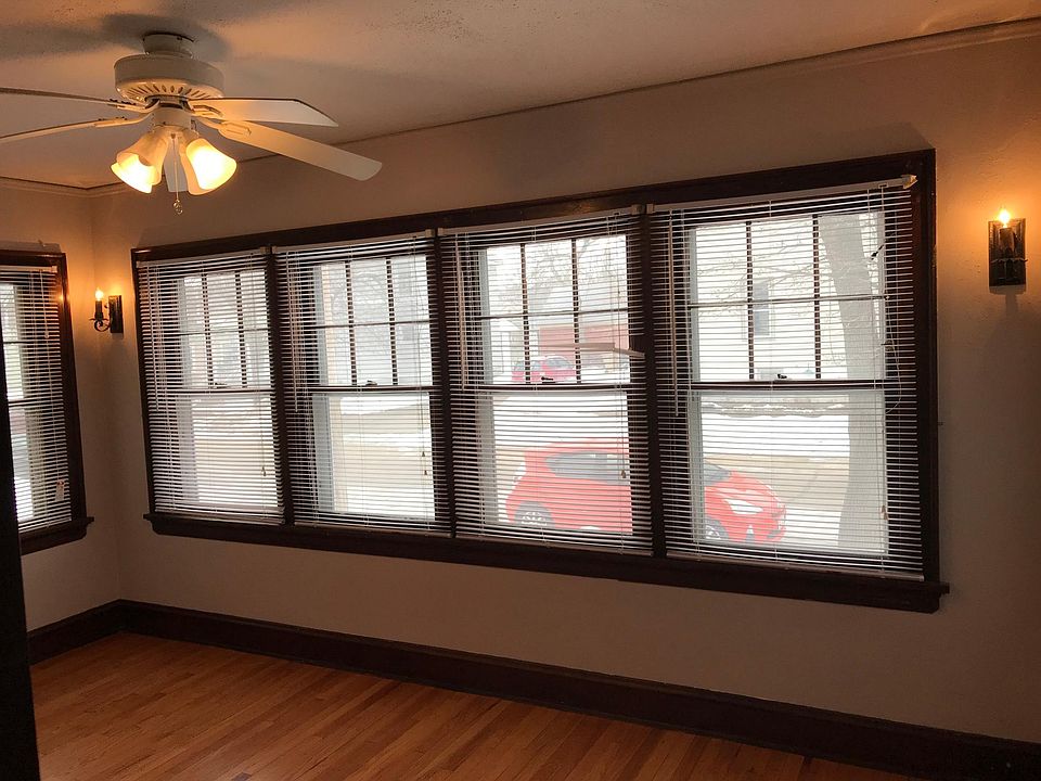 2nd image of 1105 Emerald St #1105