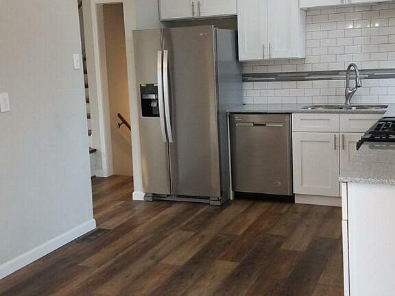 3rd image of 11065 Margatehall Dr