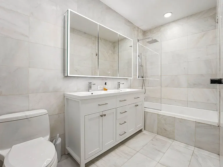 75 Wall St #35R — Photo 8