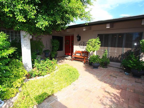 2nd image of 9215 N ARROYA VISTA Drive