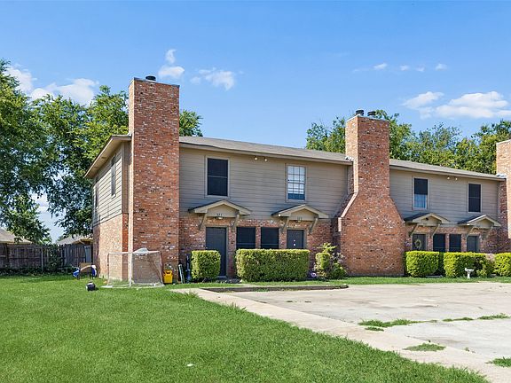 5th image of 321 Cambridge Dr