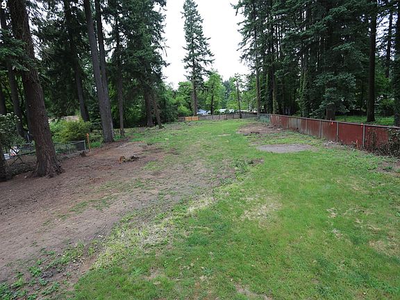 5th image of 5751 Washington Ct