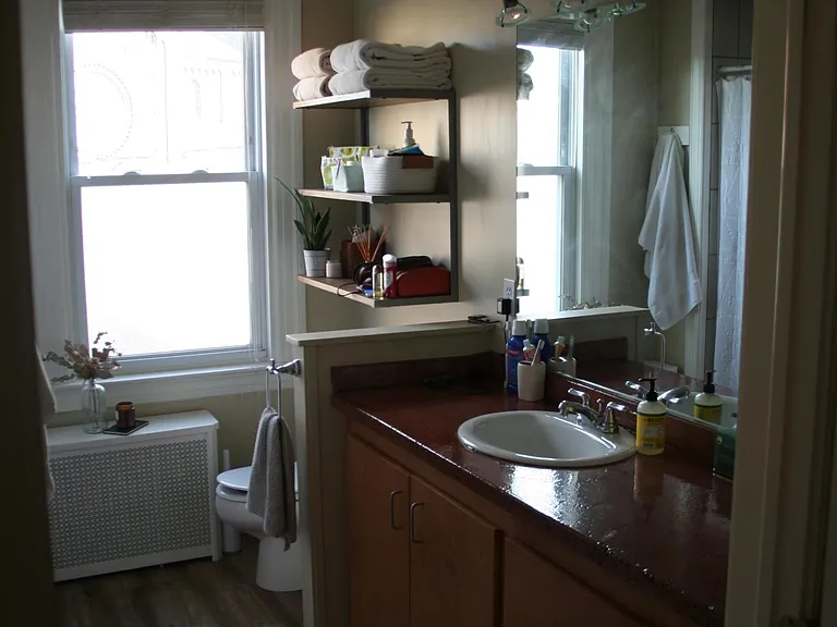 3601 Penn Ave #2 — Photo 2