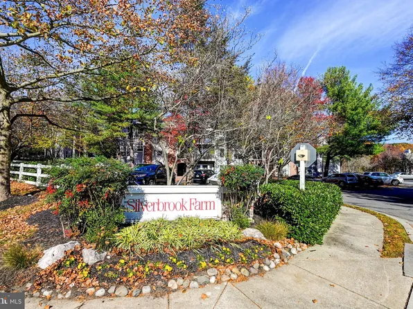 4400 Silverbrook Ln #F, Owings Mills, MD 21117
