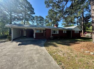 400 Harrill St, Spring Lake, NC 28390