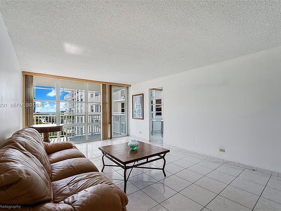 2nd image of 231 174th St APT 617