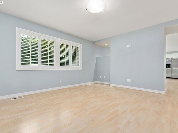 5th image of 4716 NW Cady Ct
