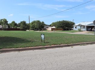 109 E Oklahoma Ave, Sweetwater, TX 79556
