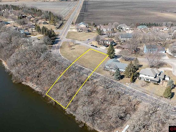 3rd image of 1721 Knollwood Dr