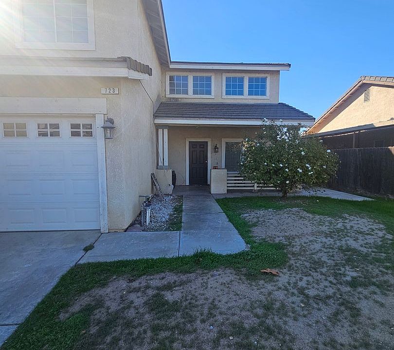 1st image of 723 Champagne Ct