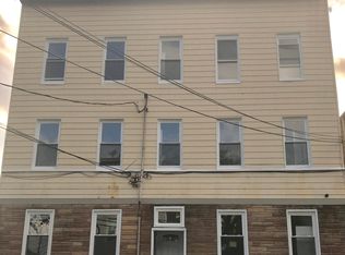51 Richards St, Newark, NJ 07105
