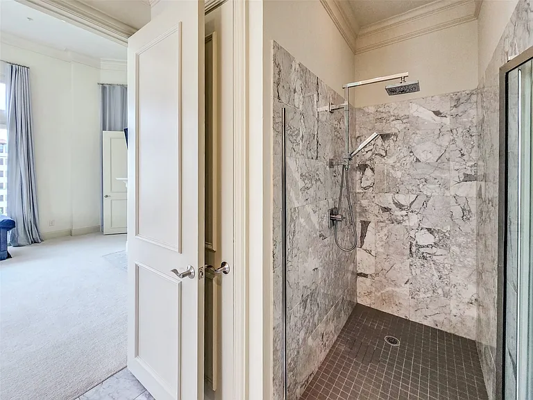 3535 Gillespie St #604 — Photo 7