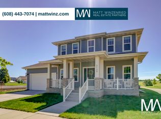 3139 Pleasant St, Sun Prairie, WI 53590