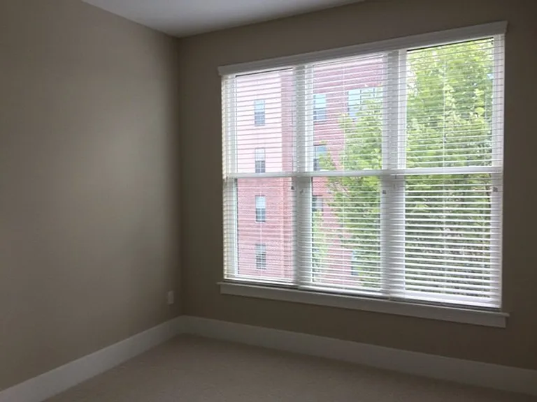 300 Finsbury St #207 — Photo 12