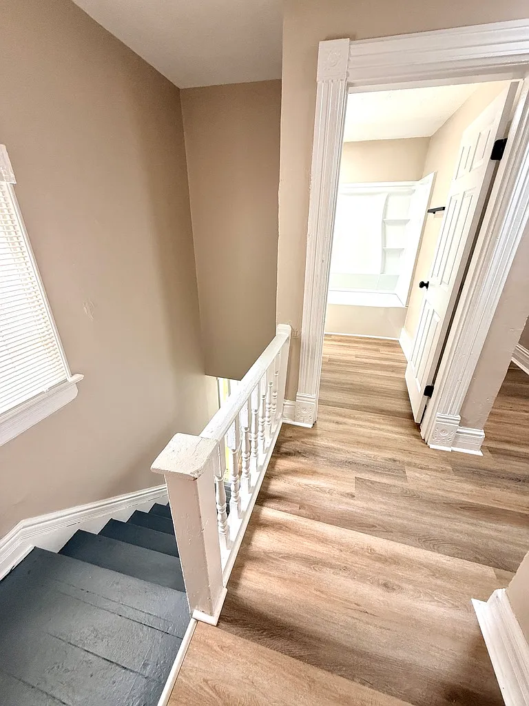 214 North Cherry Street - 2 — Photo 4