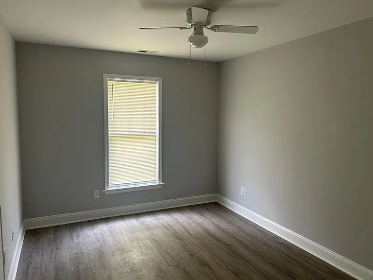3713 Breckridge Cir — Photo 6
