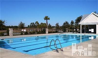 4th image of 164 North Palm