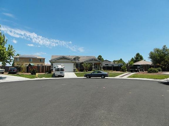 4th image of 1442 Croydon Ct