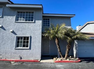 208 Plymouth Dr APT 2, Vista, CA 92083