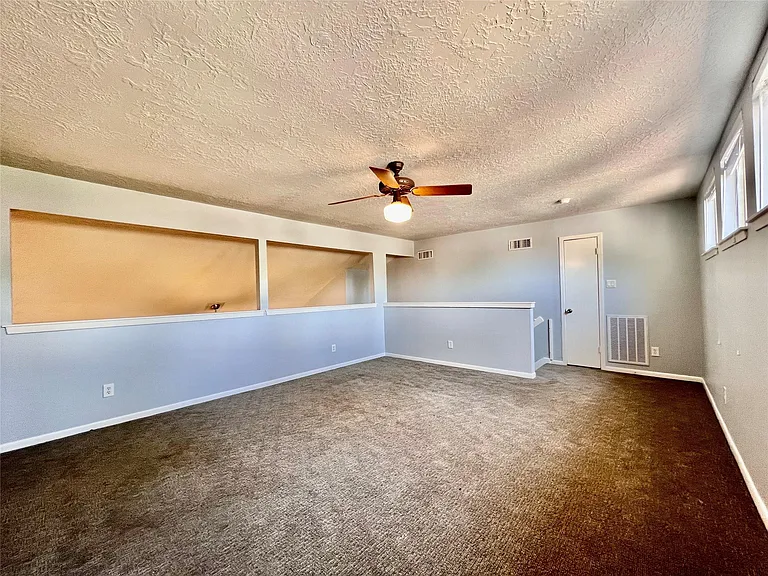 11407 Briar Rose Dr — Photo 34