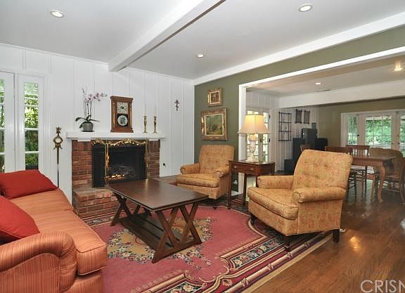 5th image of 6038 Fenwood Ave