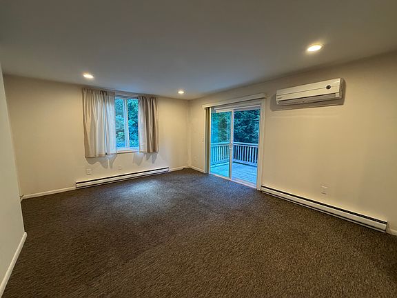 3rd image of 8 Cawdor Burn Rd #A