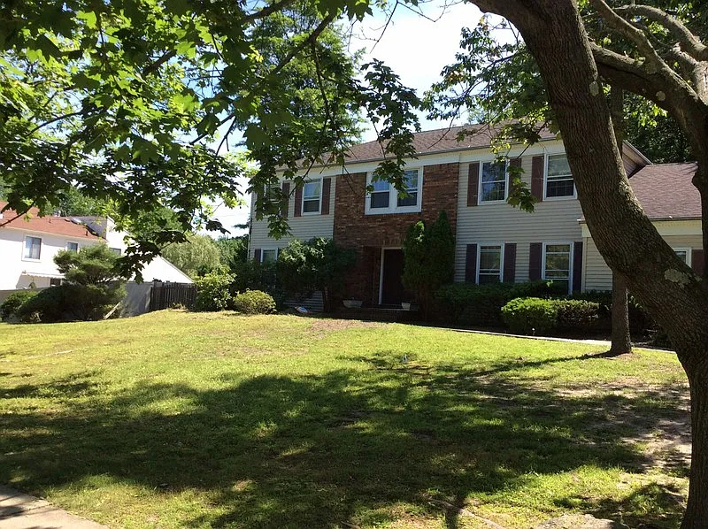 261 Whale Pond Rd photo 1