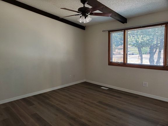 3rd image of 6021 Flintridge Dr