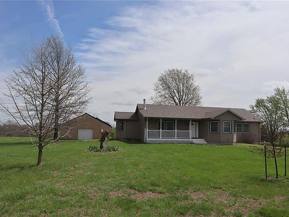 2nd image of 3111 SW Lane Rd