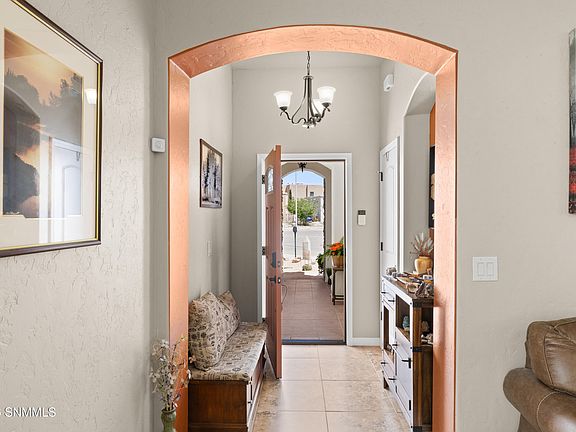 4th image of 1150 Old West Way