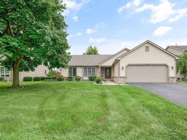 10441 White Oak Dr, Perrysburg, OH 43551