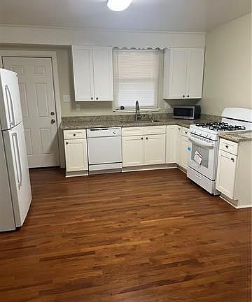 3rd image of 3939 Bauvais St