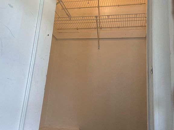3rd image of 217 Lovering Ave #2