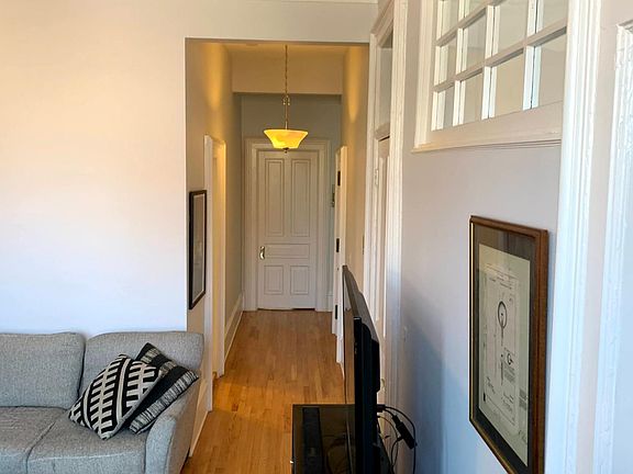 5th image of 1630 N Lasalle St Unit 3