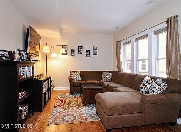 2nd image of 4849 N Wolcott Ave APT 1E