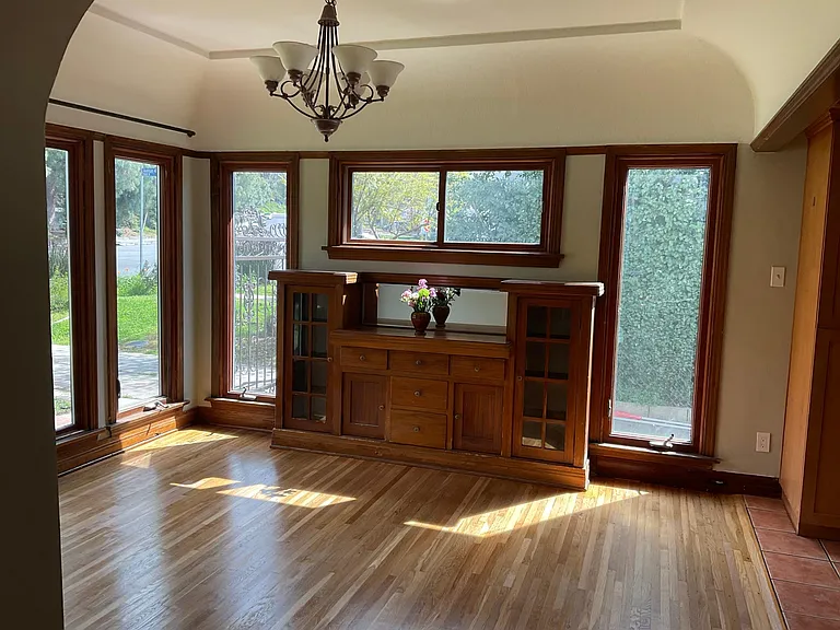 1555 Campus Rd — Photo 6