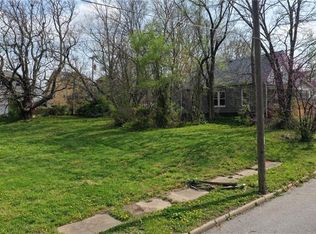 1528 Yecker Ave, Kansas City, KS 66104