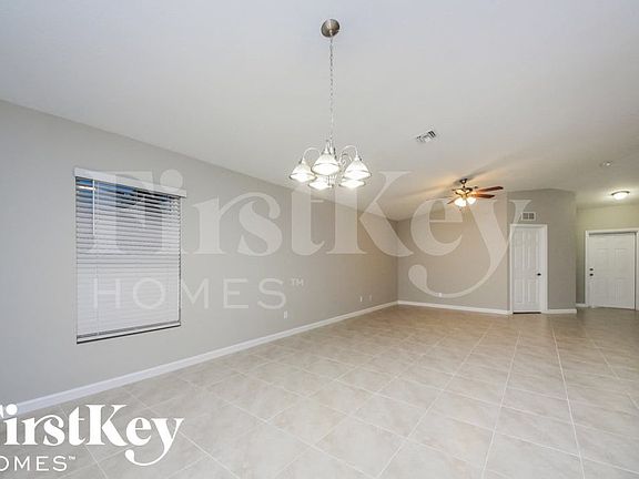 3rd image of 2942 SW Bright St