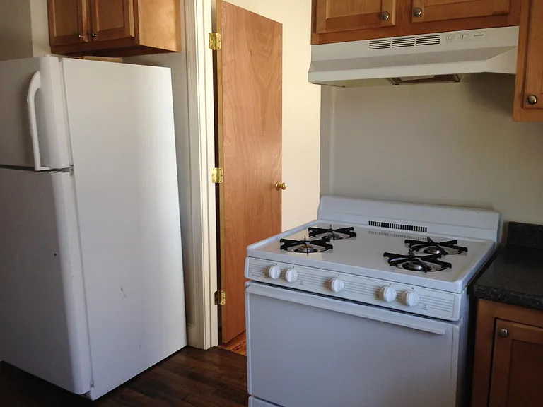 14 Bright St #3 — Photo 6